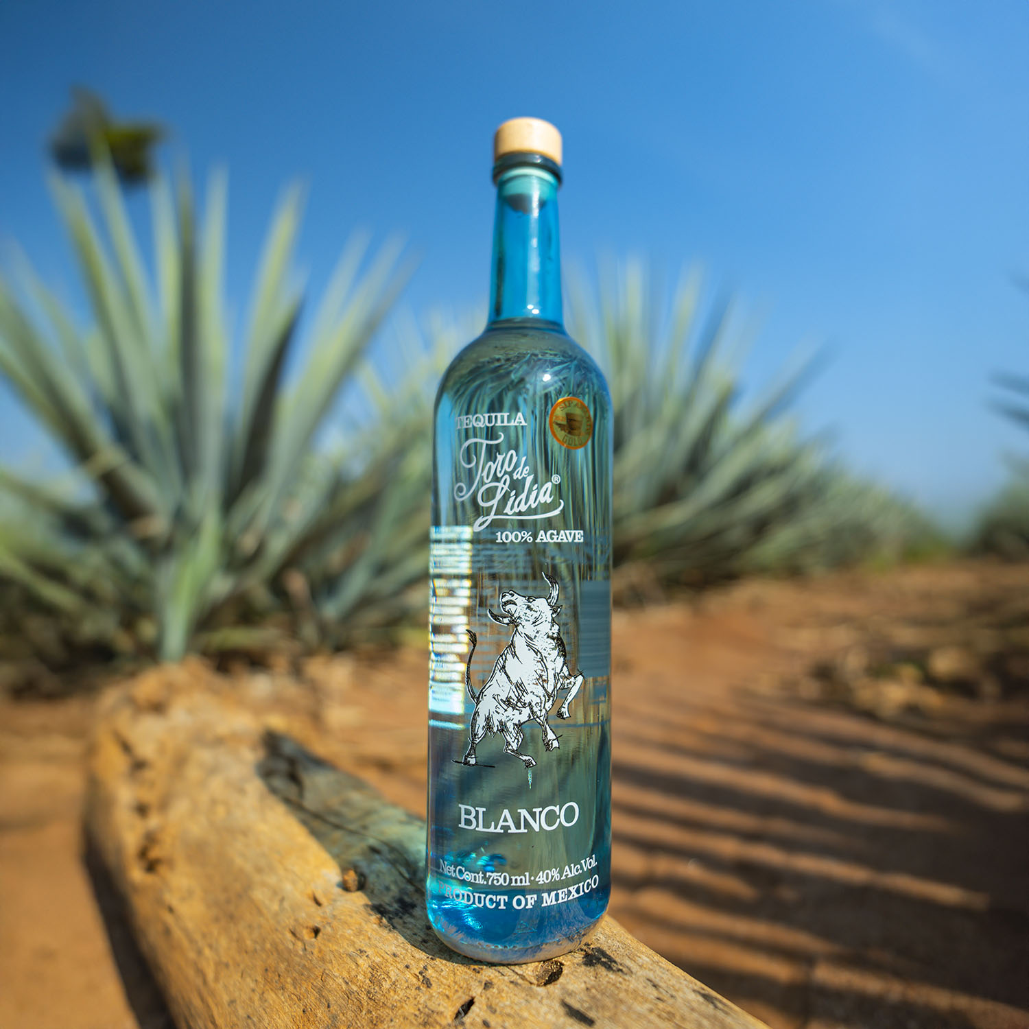 Tequila-Blanco-Toro-de-Lidia--3