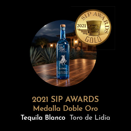 premio_2021 SIP AWARDS Medalla de oro toro de lidia tequila blanco